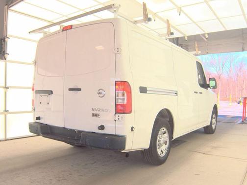 2016 Nissan NV Cargo NV2500 HD SV V6