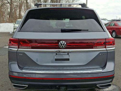 2024 Volkswagen Atlas 2.0T SE w/Technology 4MOTION