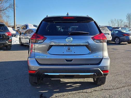 2020 Nissan Rogue SL