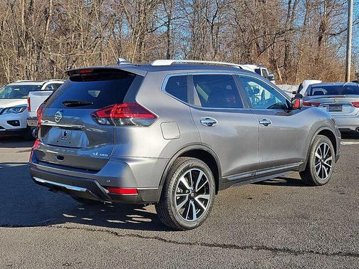 2020 Nissan Rogue SL