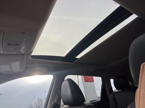 2020 Nissan Rogue SL