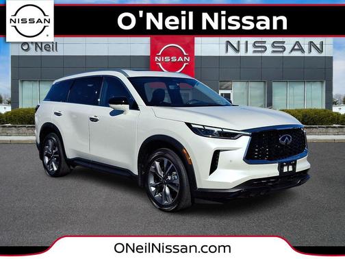 Majestic White 2023 INFINITI QX60 Luxe