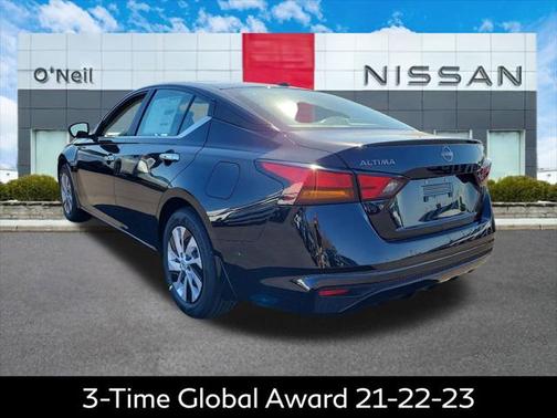 2025 Nissan Altima S FWD