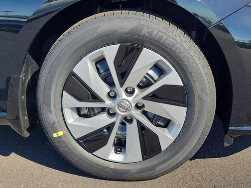 2025 Nissan Altima S FWD