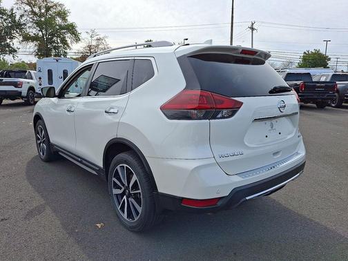 2020 Nissan Rogue SL