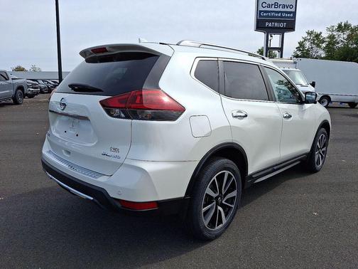 2020 Nissan Rogue SL