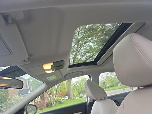 Pearl White Tricoat 2023 Nissan Altima 2.5 SV