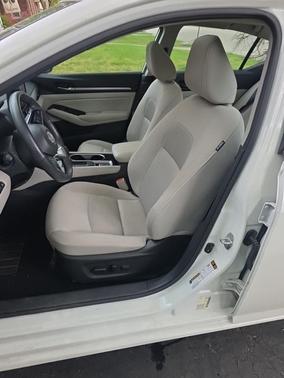 Pearl White Tricoat 2023 Nissan Altima 2.5 SV