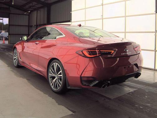 Dynamic Sunstone Red 2022 INFINITI Q60 LUXE AWD