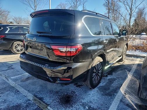 2022 Nissan Armada SL 4WD