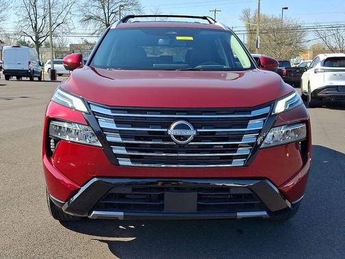 Scarlet Ember Tintcoat 2026 Nissan Rogue Platinum