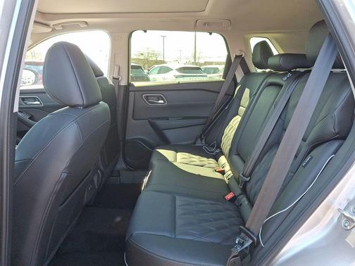Champagne Silver Metallic 2026 Nissan Rogue Platinum