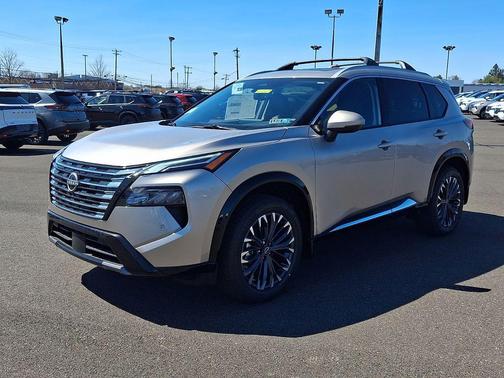 Champagne Silver Metallic 2026 Nissan Rogue Platinum