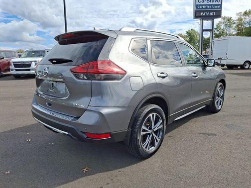 2019 Nissan Rogue SV