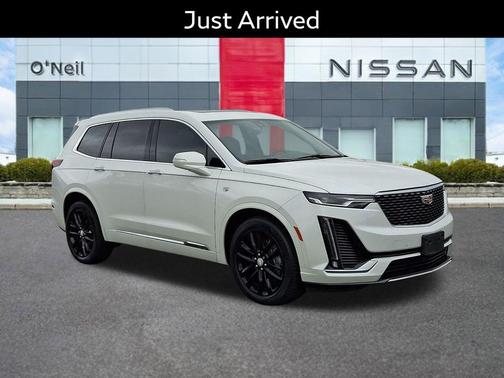 Crystal White Tricoat 2020 Cadillac XT6 Premium Luxury AWD
