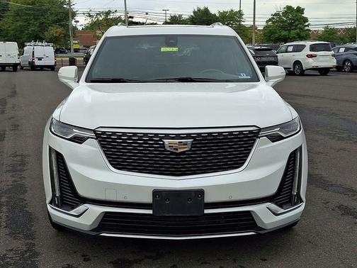 Crystal White Tricoat 2020 Cadillac XT6 Premium Luxury AWD