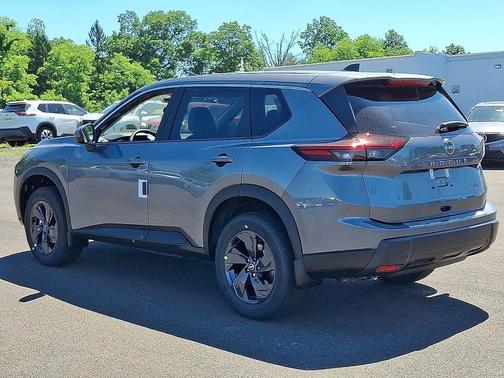 Gun Metallic 2026 Nissan Rogue SV