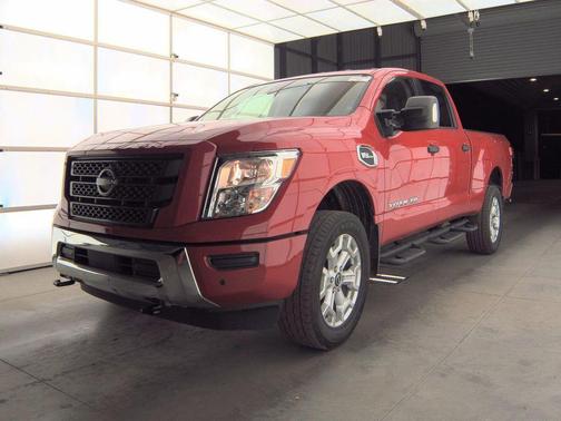 2024 Nissan Titan XD SV