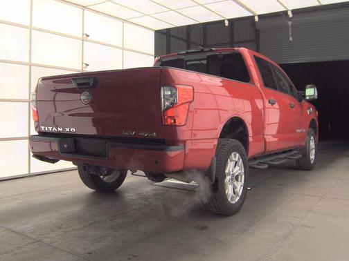 2024 Nissan Titan XD SV