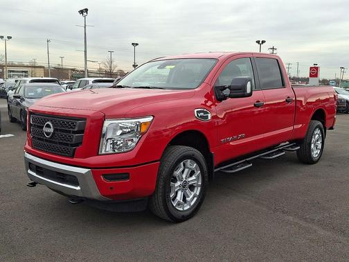 2024 Nissan Titan XD SV