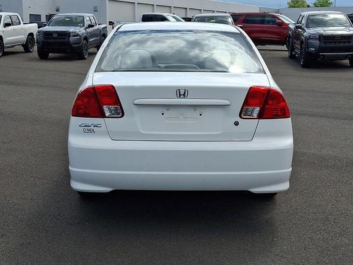 Taffeta White 2004 Honda Civic VP