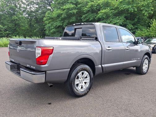 2019 Nissan Titan SV