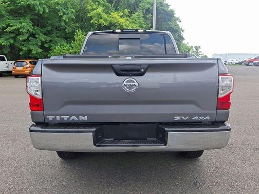 2019 Nissan Titan SV