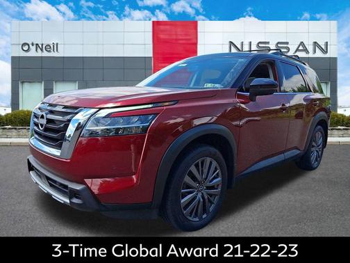 2023 Nissan Pathfinder SL 4WD