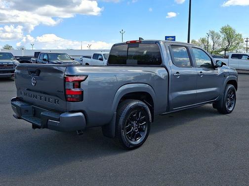 Gun Metallic 2026 Nissan Frontier SV