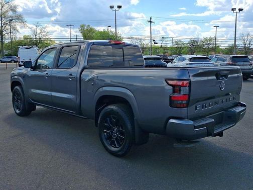 Gun Metallic 2026 Nissan Frontier SV