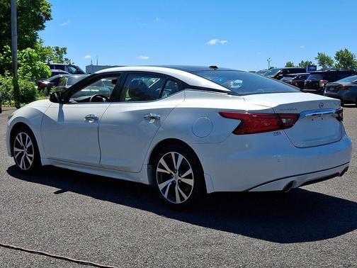 Pearl White 2016 Nissan Maxima 3.5 SL