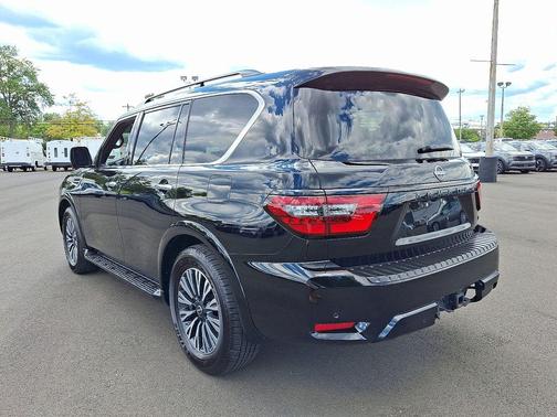 2024 Nissan Armada SL 4WD