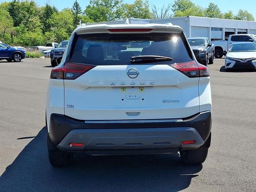 Pearl White Tricoat 2023 Nissan Rogue SV