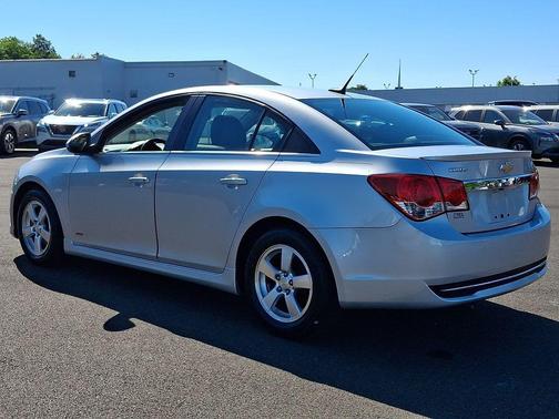 Silver Ice Metallic 2014 Chevrolet Cruze 1LT