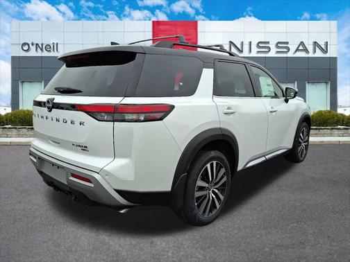 2025 Nissan Pathfinder Platinum 4WD