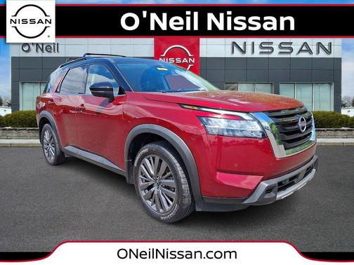 2023 Nissan Pathfinder SL 4WD
