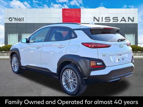 2021 Hyundai KONA SEL Plus