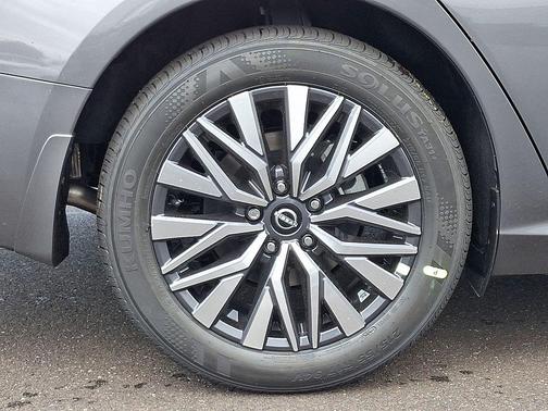 Gun Metallic 2026 Nissan Altima 2.5 SV