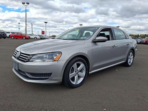 2012 Volkswagen Passat 2.5 SE
