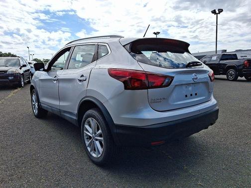 2017 Nissan Rogue Sport SV