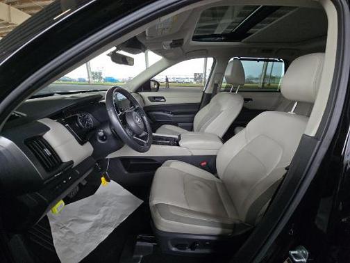 Super Black 2023 Nissan Pathfinder SL 4WD
