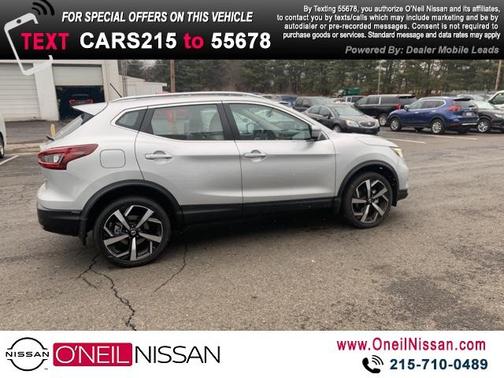 Photo 3 of 8 of 2021 Nissan Rogue Sport SL
