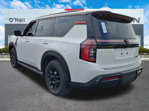 2025 Nissan Armada PRO-4X 4WD