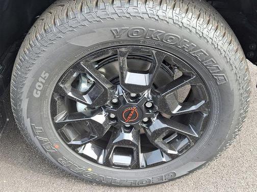 2025 Nissan Armada PRO-4X 4WD