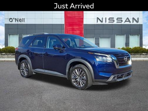 Deep Ocean Blue Pearl 2024 Nissan Pathfinder SL 4WD