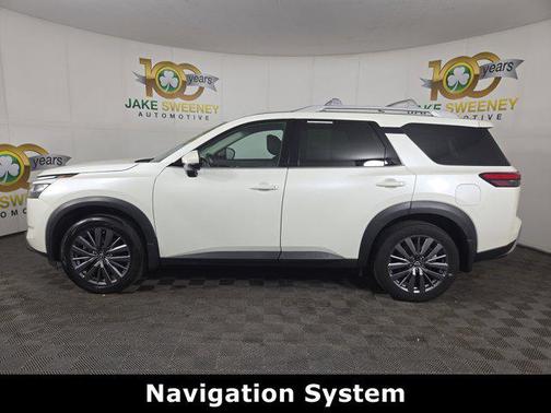 2024 Nissan Pathfinder SL 4WD