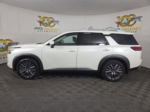 2024 Nissan Pathfinder SL 4WD