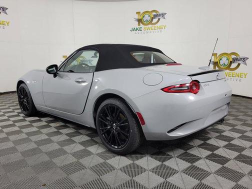 2025 Mazda MX-5 Miata Club