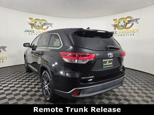 2018 Toyota Highlander SE