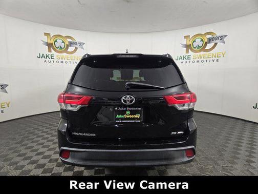 2018 Toyota Highlander SE